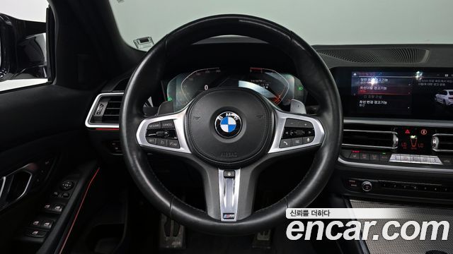 BMW 3-Series 2019 — photo 12