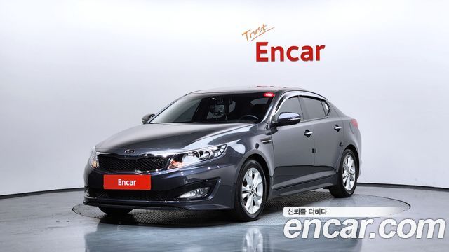 Kia K5 2011 — photo 1