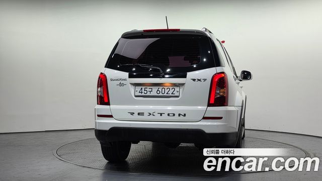 KG Mobility Rexton 2015 — photo 4