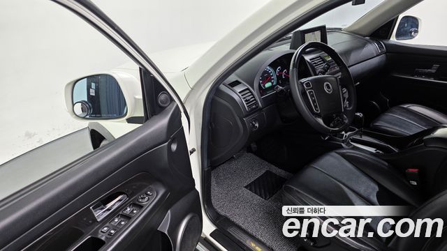 KG Mobility Rexton 2015 — photo 11
