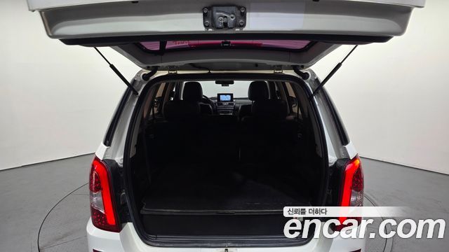 KG Mobility Rexton 2015 — photo 20