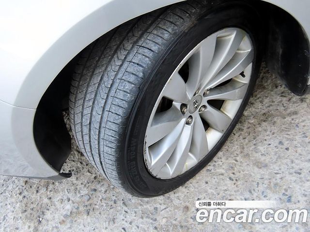 Lincoln MKS 2014 — photo 19