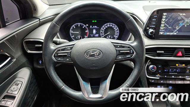 Hyundai Santafe 2019 — photo 13