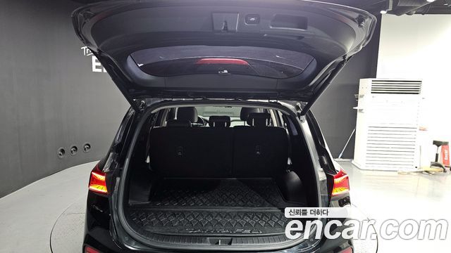 Hyundai Santafe 2019 — photo 20