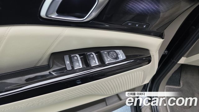 Kia Canival 2023 — photo 14
