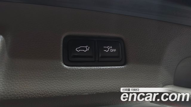 Kia Canival 2023 — photo 20