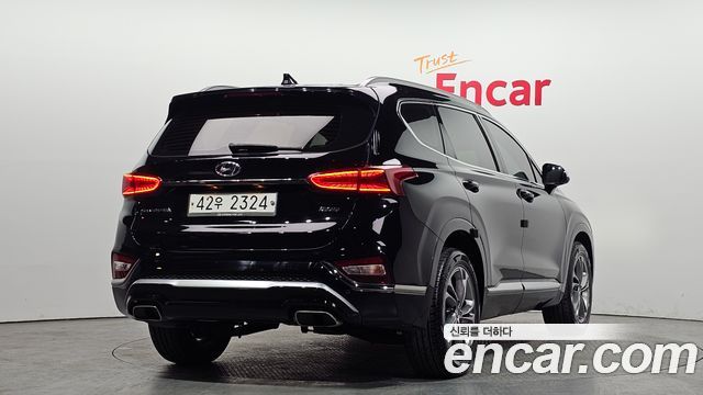 Hyundai Santafe 2019 — photo 2