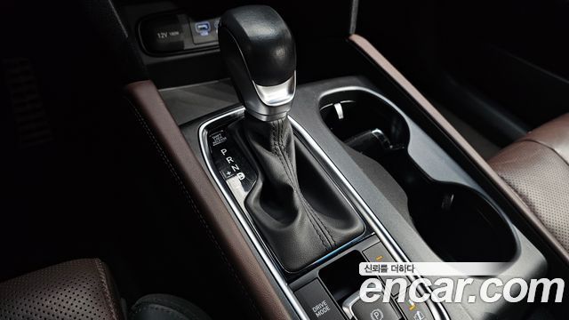 Hyundai Santafe 2019 — photo 9