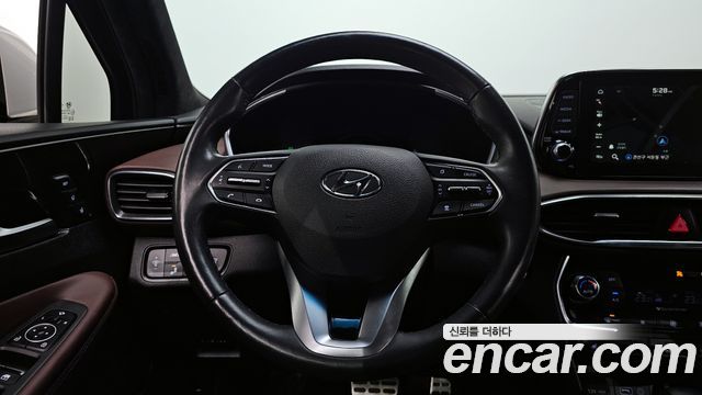 Hyundai Santafe 2019 — photo 13