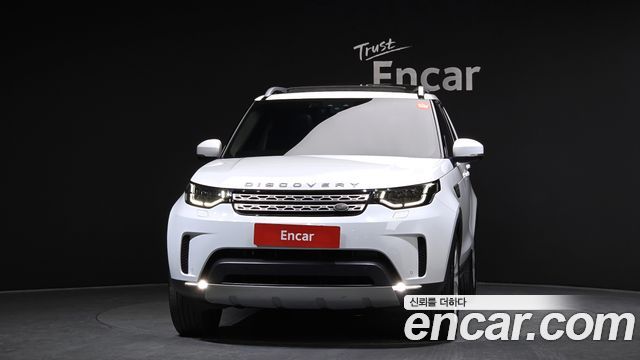 Land Rover Discovery 2017 — photo 3