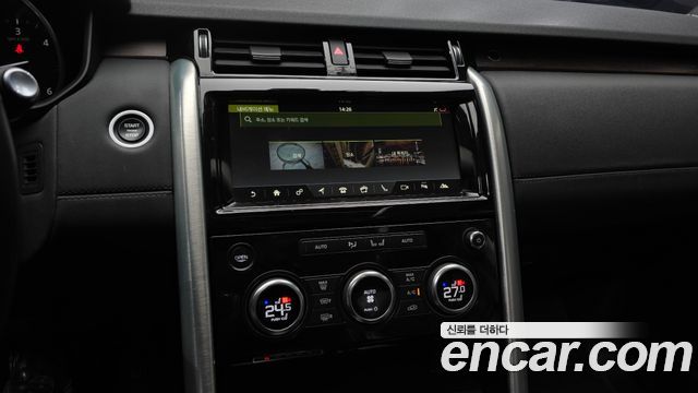 Land Rover Discovery 2017 — photo 16