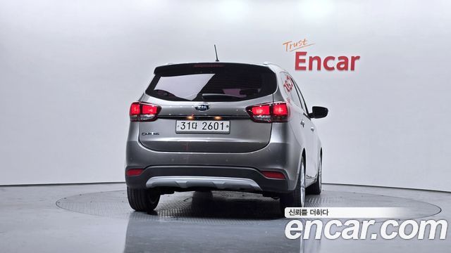 Kia Carens 2018 — photo 4