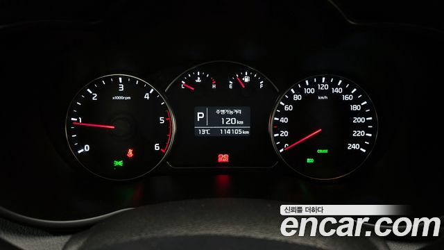 Kia Carens 2018 — photo 8