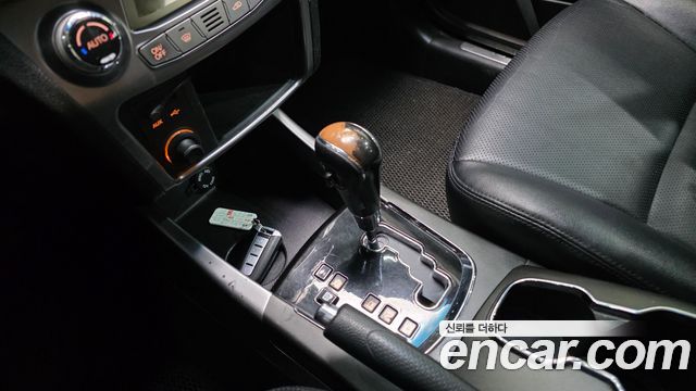 KG Mobility KORANDO 2015 — photo 9