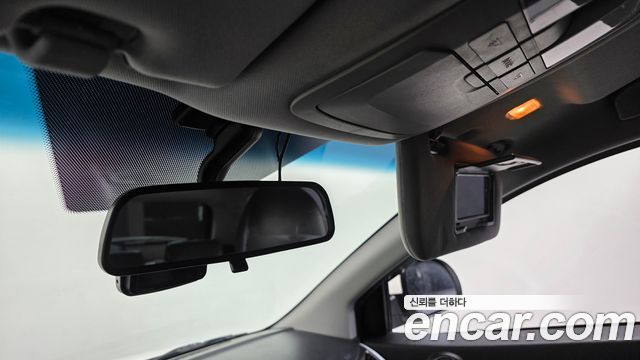 KG Mobility KORANDO 2015 — photo 15