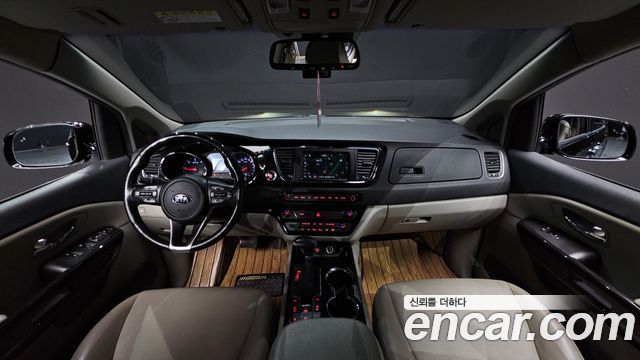Kia Canival 2020 — photo 7