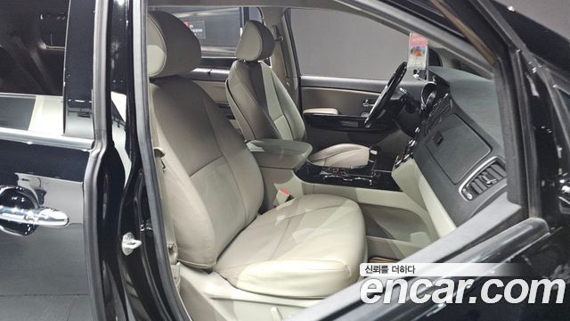 Kia Canival 2020 — photo 10