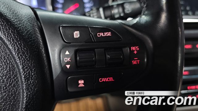 Kia Canival 2020 — photo 20