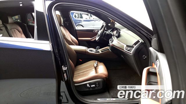 BMW X6 2022 — photo 11