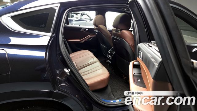BMW X6 2022 — photo 12