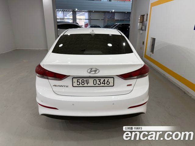 Hyundai AVANTE 2016 — photo 5