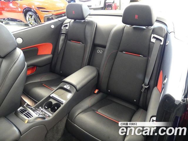 Rolls-Royce Dawn 2020 — photo 10