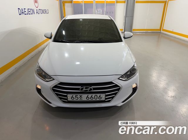 Hyundai AVANTE 2018 — photo 1
