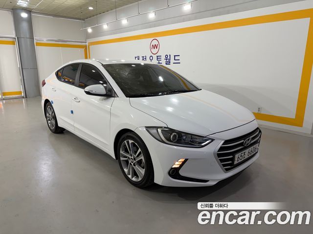 Hyundai AVANTE 2018 — photo 9