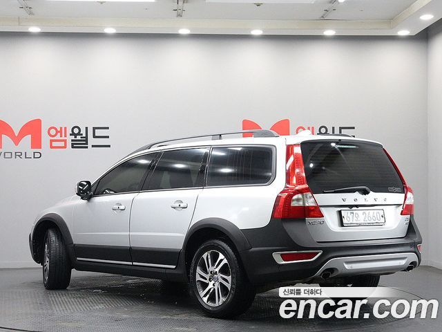 Volvo XC70 2012 — photo 4