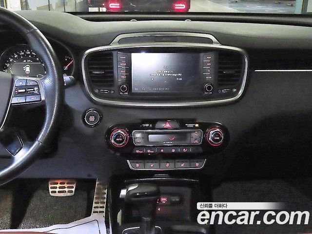 Kia Sorento 2020 — photo 11