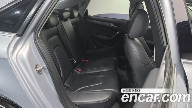 Audi A4 2015 — photo 12