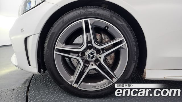 Mercedes-Benz C-Class 2022 — photo 5