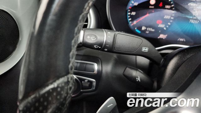 Mercedes-Benz C-Class 2022 — photo 15