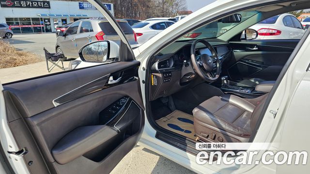 Kia K7 2016 — photo 10