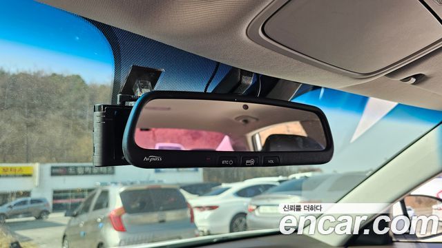 Kia K7 2016 — photo 18