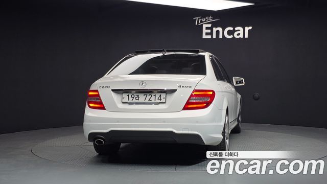 Mercedes-Benz C-Class 2014 — photo 4