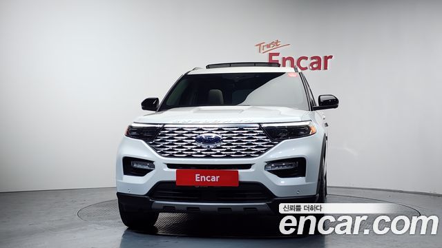 Ford Explorer 2021 — photo 3