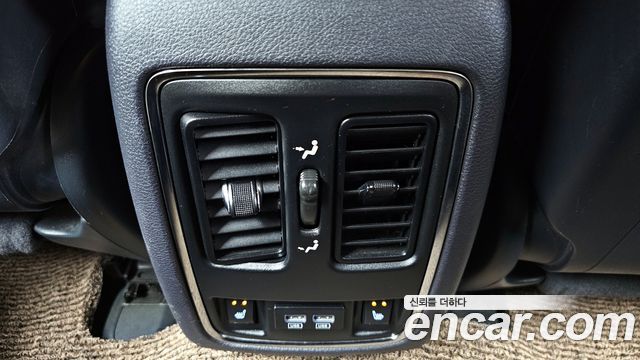 Jeep Cherokee 2015 — photo 18