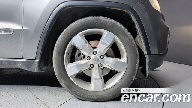 Jeep Cherokee 2012 — photo 5