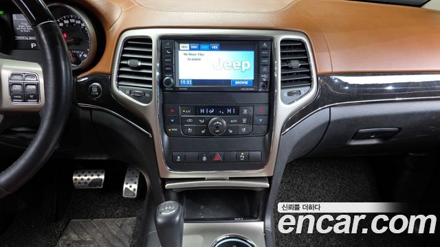 Jeep Cherokee 2012 — photo 14