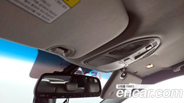 Hyundai Santafe 2018 — photo 19