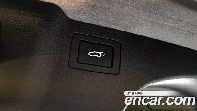 Hyundai Santafe 2018 — photo 20
