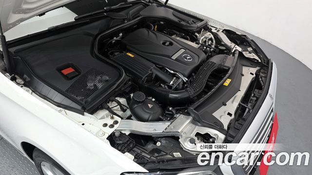 Mercedes-Benz E-Class 2018 — photo 6