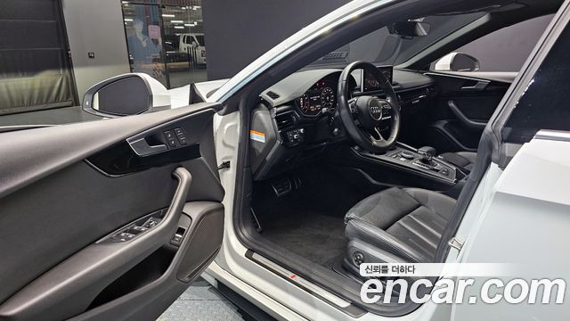 Audi A5 2019 — photo 11