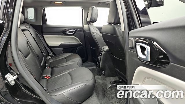 Jeep Compass 2022 — photo 11