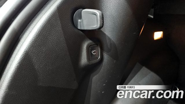 Jeep Compass 2022 — photo 19