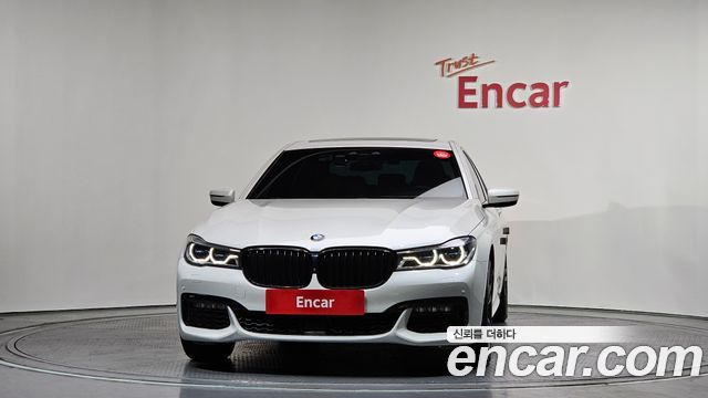 BMW 7-Series 2018 — photo 3