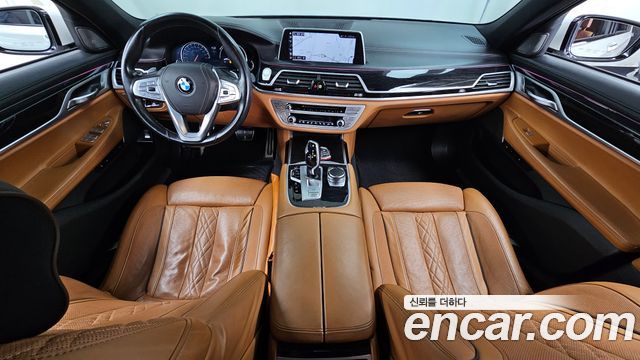 BMW 7-Series 2018 — photo 7