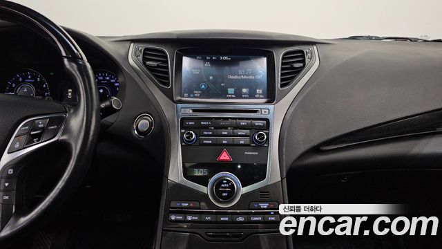 Hyundai Grandeur 2016 — photo 15