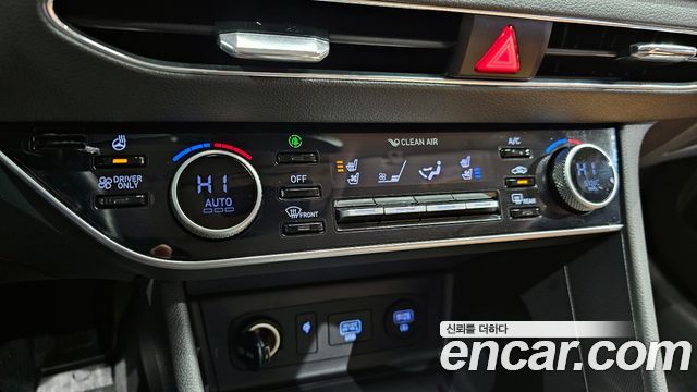 Hyundai Sonata 2022 — photo 19